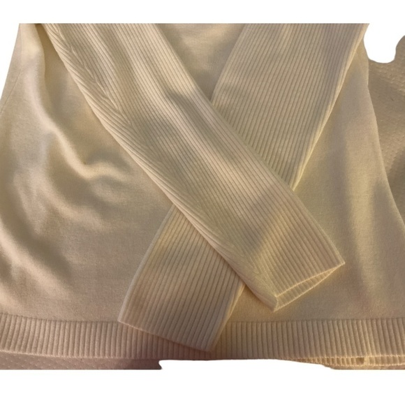 Josephine Chaus sweater, winter white, turtleneck, size XL - Picture 5 of 5